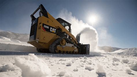 What Makes Sense in Snow: Skid Steers or Compact Track 